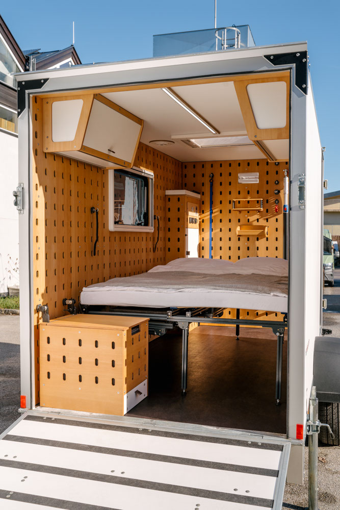 Das CargoClips Modul System im Anhänger
