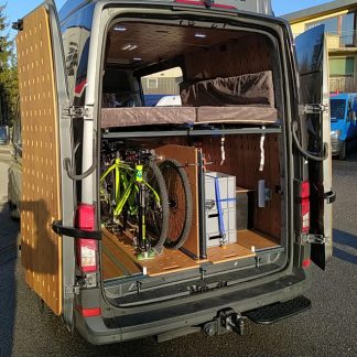 Bike-Garage eingebaut im Van