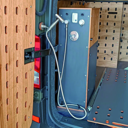 Duschkasten mit Boiler 31 Liter